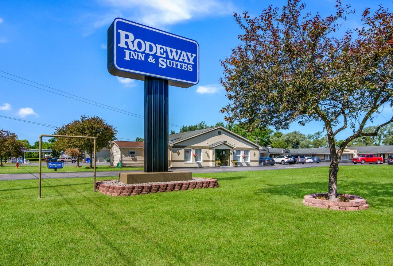 Rodeway Inn Weedsport Exteriér fotografie