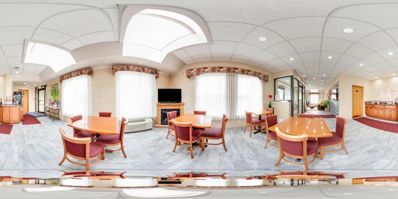 Rodeway Inn Weedsport Exteriér fotografie