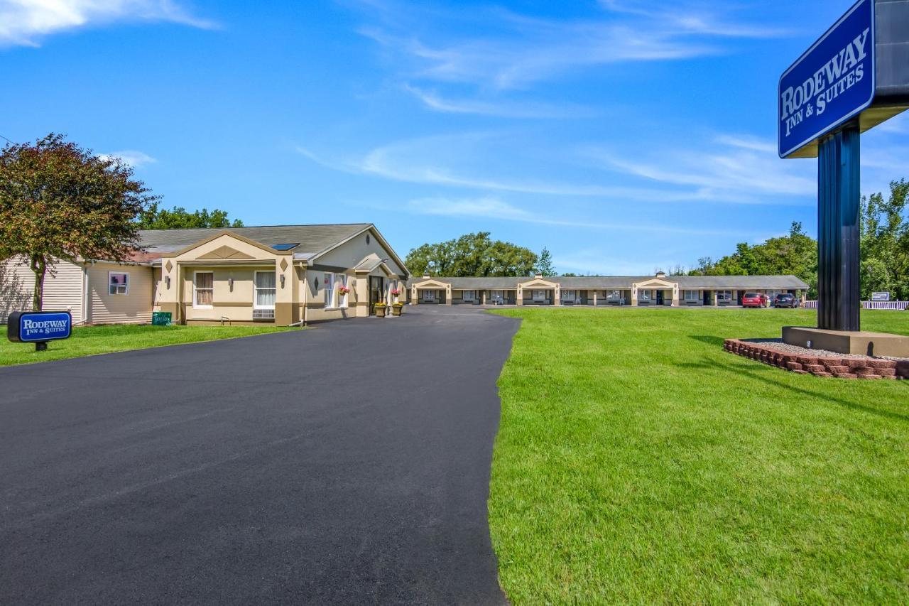 Rodeway Inn Weedsport Exteriér fotografie