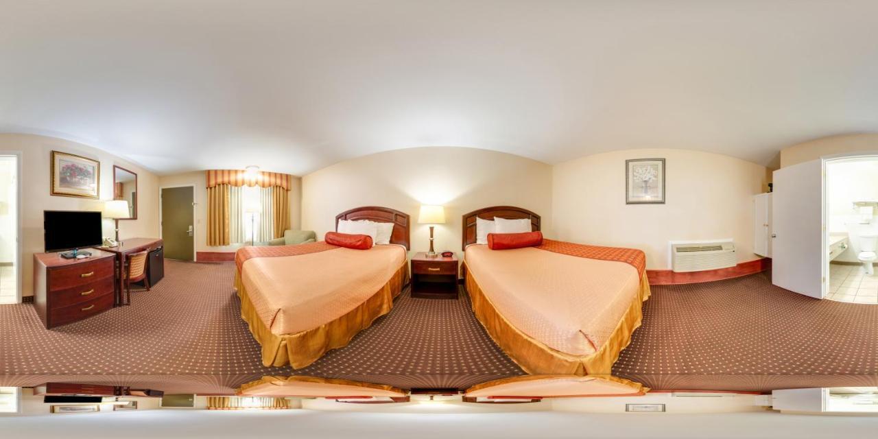 Rodeway Inn Weedsport Exteriér fotografie
