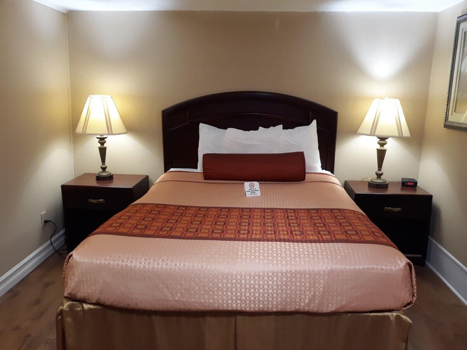 Rodeway Inn Weedsport Exteriér fotografie