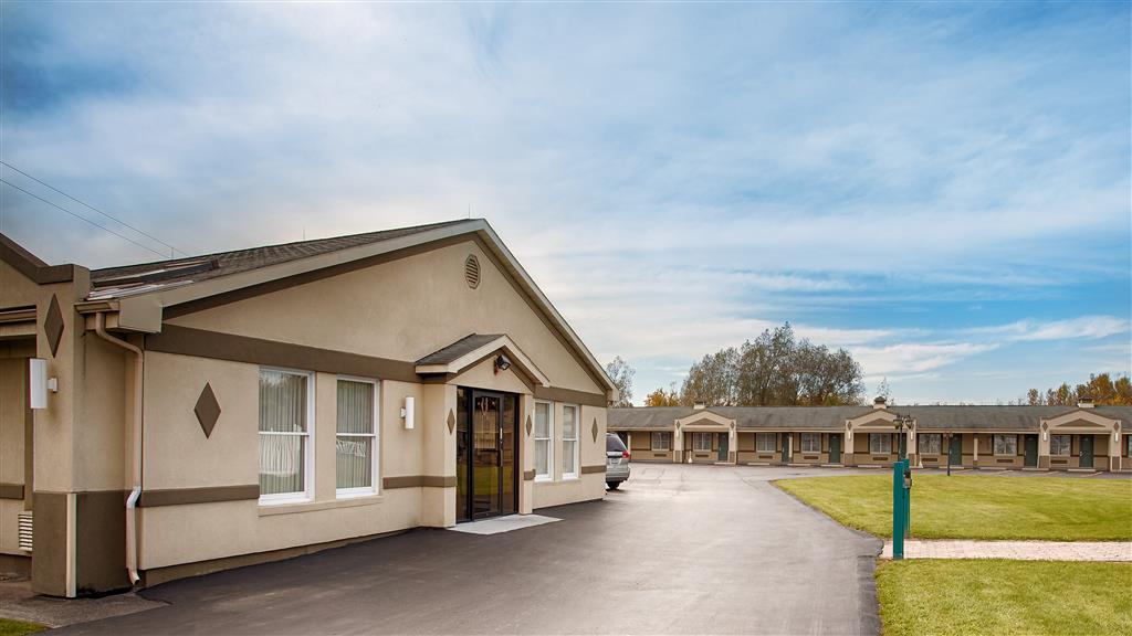 Rodeway Inn Weedsport Exteriér fotografie