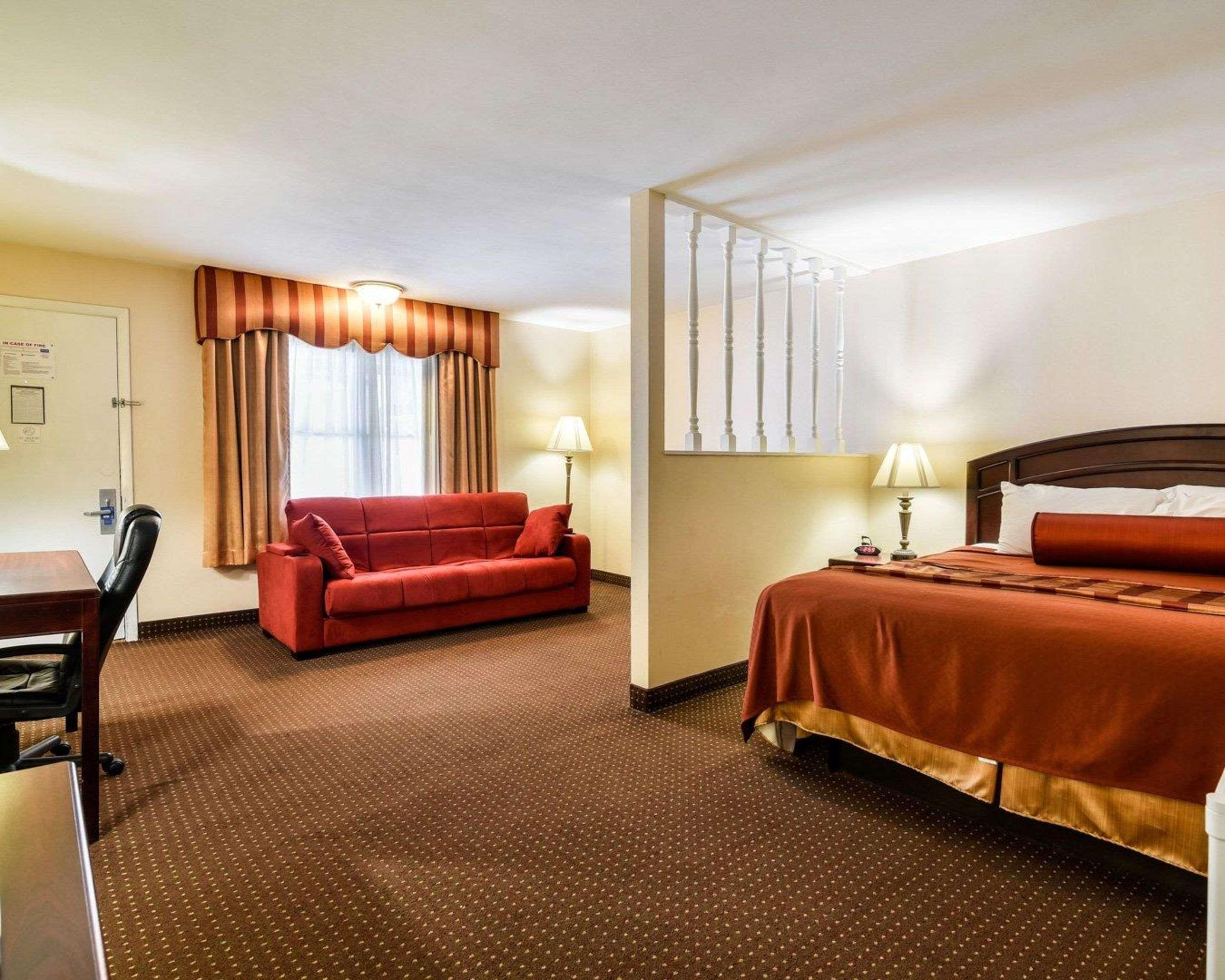 Rodeway Inn Weedsport Exteriér fotografie